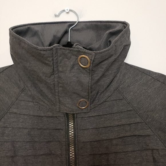 Columbia Women's Omni-Shield Winter Coat - Picture 6 of 12